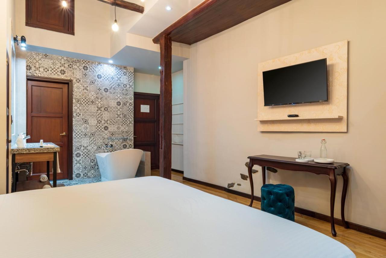 Hotel La Cofradia Pub-House Cuenca Dış mekan fotoğraf